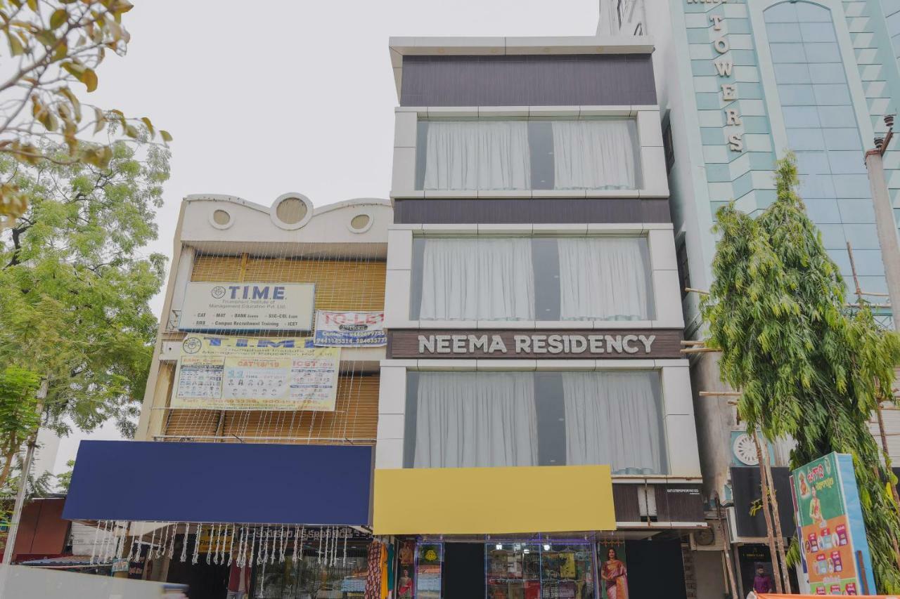 Neema Residency Hotel อนันตาปูร์ ภายนอก รูปภาพ
